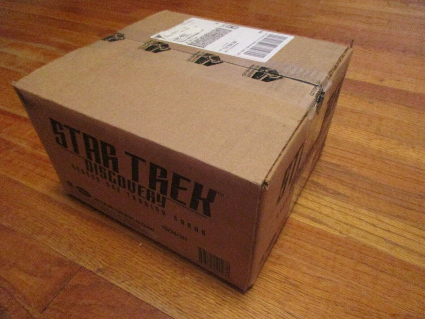 Star Trek Discovery Season 1 Trading Cards Factory Sealed Case of 12 Boxes (2019 Rittenhouse Archives)